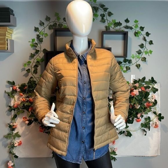 Lightweight Long Sleeve Full Zip Water Resistant Packable Puffer Jacket XS RfJ19 - Picture 4 of 17